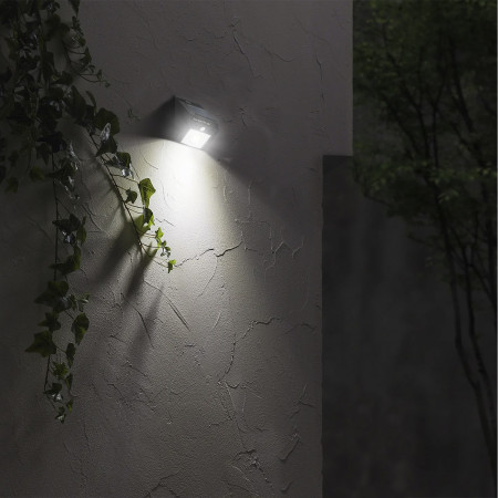 6 Pacotes de candeeiros de parede LED solares com sensor de movimento e crepuscular Preto 7500K 20000H 7hSevenOn Candeeiros de p