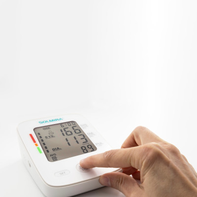 Tensiómetro de Brazo Digital 2 Usuarios 99 Mediciones Blanco 10x6x13cm Solmira Salud 5