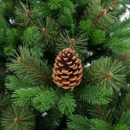 Grüner künstlicher Weihnachtsbaum „Otawa“ mit dekorativen Tannenzapfen und Metallständer Dayron