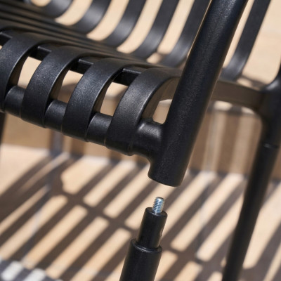 Conjunto de 6 cadeiras empilháveis para exterior com braços Kaia, em polipropileno 7house