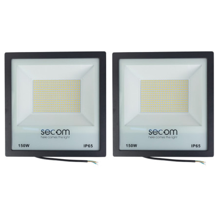 Confezione da 2 proiettori LED Tenko Eco da 150 W, 15.000 lm, IP65, 30.4x7.8x31.5cm, 4.000 K, nero, 50.000 ore, SECOM