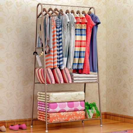 Perchero de Barra Metálico con 2 Baldas Rizo Champán 61x36x163cm 7house Percheros 2