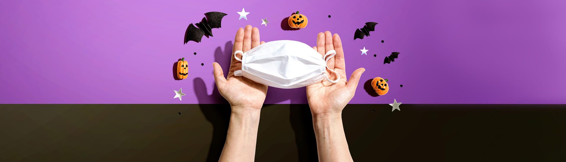 Halloween: 5 personajes horripilantes para decorar tu mascarilla